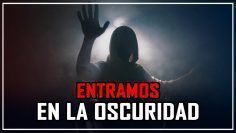 EL-MUNDO-SE-SUMERGE-EN-LA-OSCURIDAD-ASTEROIDES-CONFLICTO-Y-UNA-INVASION-ALIEN