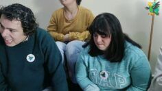 Loros-Parlantes-ENTREVISTA-A-NOSOTROS-RESUMEN-ALTAVOZ